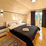 Сasa de vacaciones Gray House Kryvorivnya Verkhovyna