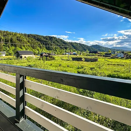 Gray House Kryvorivnya * Verkhovyna