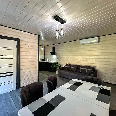 Gray House Kryvorivnya