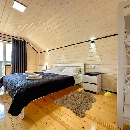 Gray House Kryvorivnya Σπίτι διακοπών